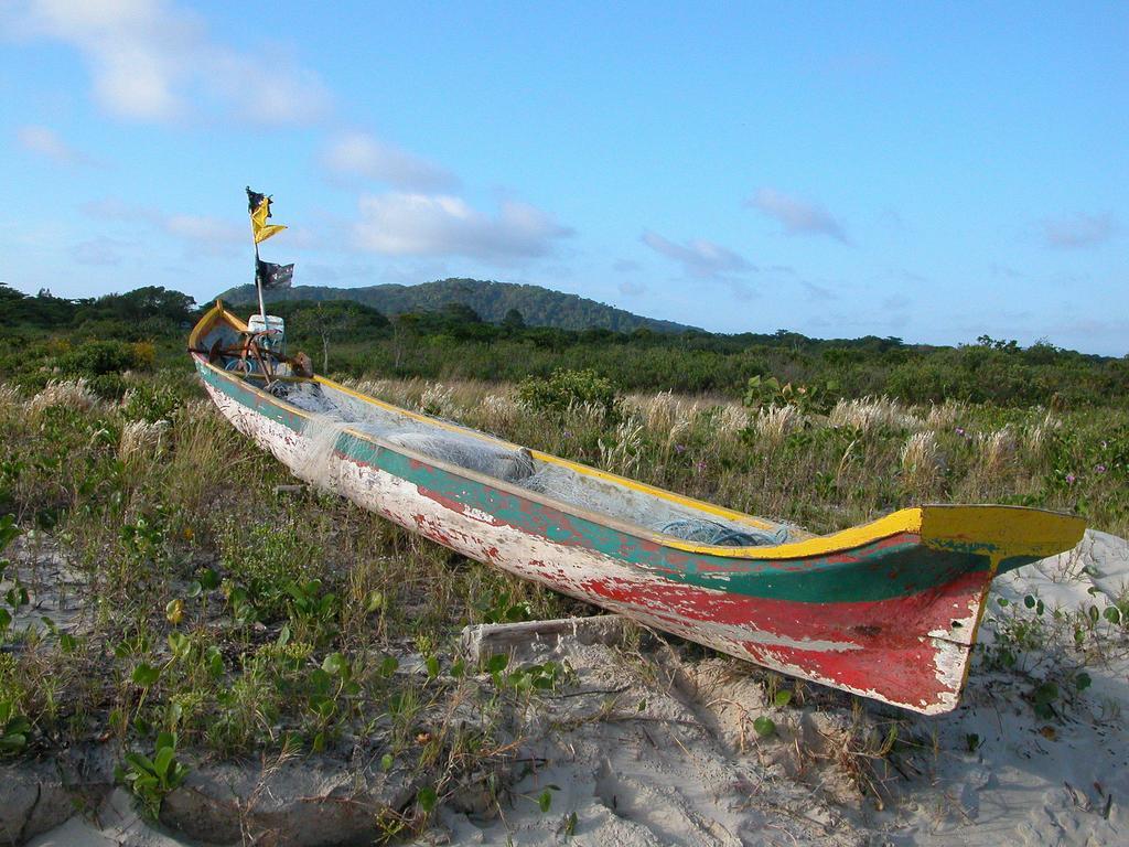 Pousada Ilha Do Mel Cafe Exteriör bild